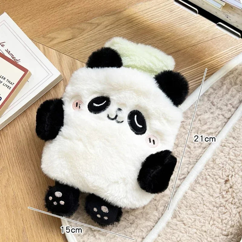 Detalle de la funda de peluche de la bolsa de agua caliente