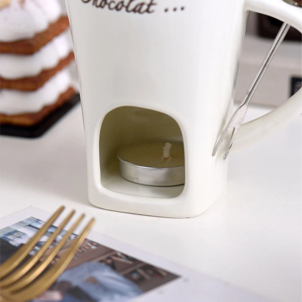 Detalle de la taza para fondue de chocolate